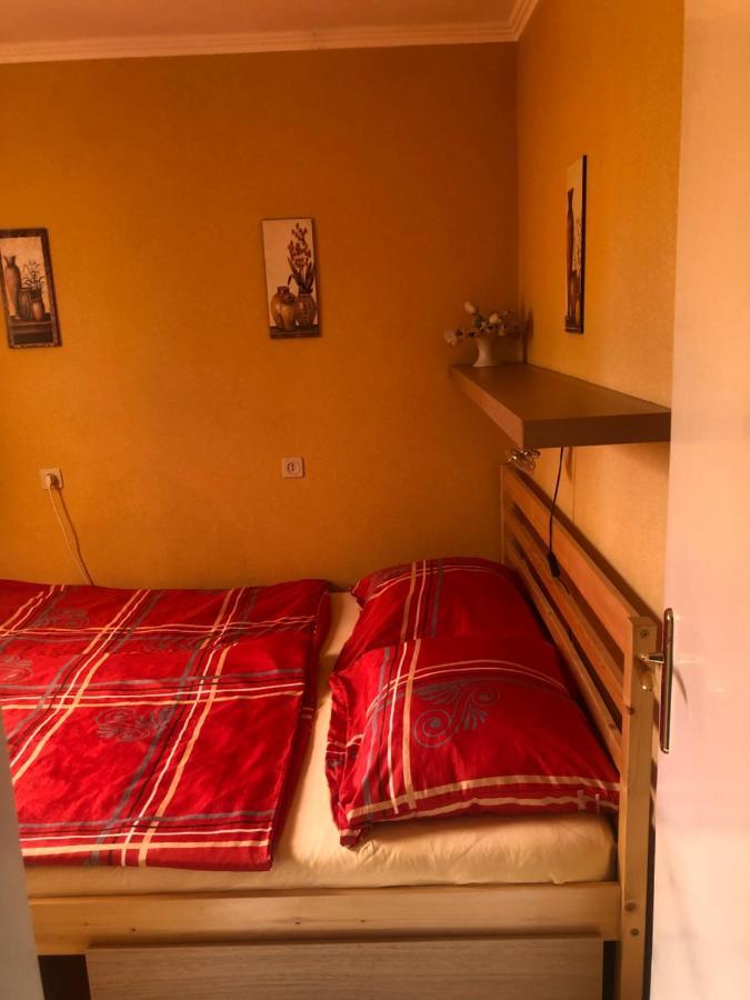 Oeroekzoeld Apartmanok Balatonfenyves Zewnętrze zdjęcie