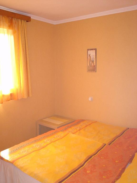 Oeroekzoeld Apartmanok Balatonfenyves Pokój zdjęcie